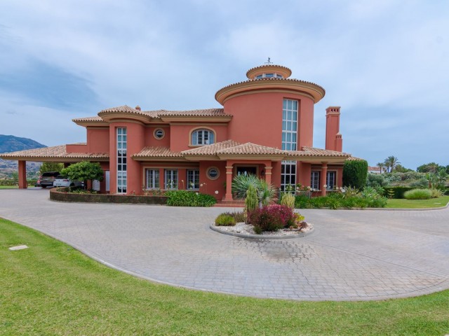 5 Bedrooms Villa in La Cala de Mijas