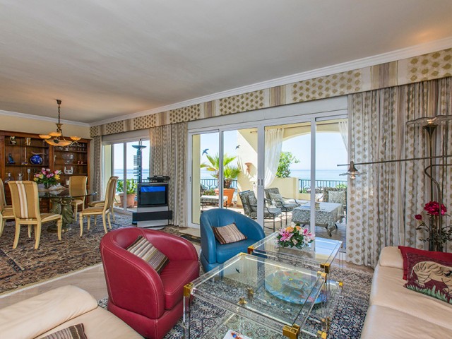 Penthouse in Elviria