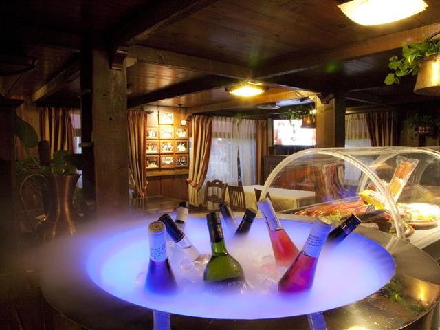 Commercial in Nueva Andalucía