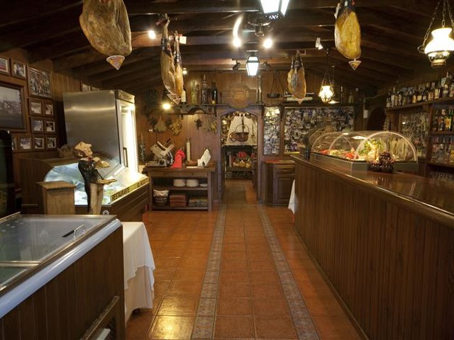 Commercial in Nueva Andalucía