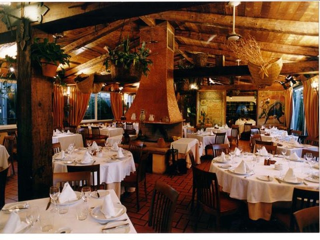 Commercial in Nueva Andalucía